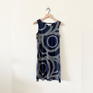 Jude Connally Sleeveless Shift Dress in Navy and White Geo Pattern - Size S